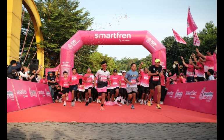 Jaringan Makin Luas, SMARTFREN Gaungkan Semangat Sehat Lewat Fun Run 2025 Klaten