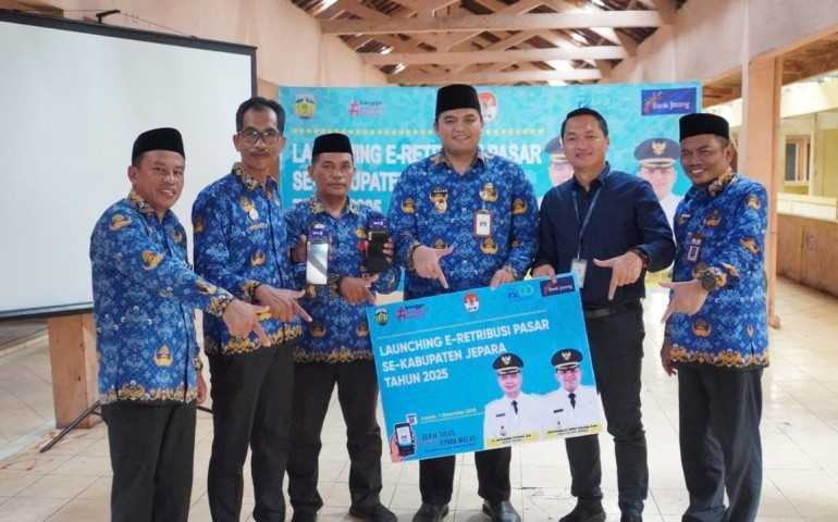 Wujudkan Transparansi, Bank Jateng Dukung Penuh Aplikasi e-Retribusi Pasar Jepara