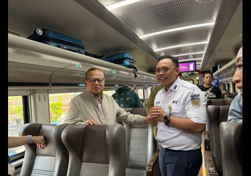 Lakukan Perjalanan Jakarta-Semarang Pulang Pergi Menggunakan KA, Uskup Agung Jakarta Apresiasi Layanan KAI