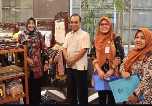 DPRD Jateng Dorong Penguatan Ekonomi Kreatif Lewat Kunjungan ke Sentra Batik Laweyan