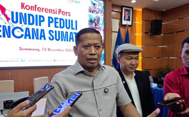 UNDIP Bebaskan UKT Mahasiswa Terdampak Bencana Sumatera, Pastikan Pendidikan Tetap Berjalan