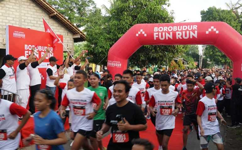 Bank Jateng Borobudur Marathon 2025 Ditutup Meriah, 2.000 Pelari Ikuti Fun Run dan Dorong UMKM