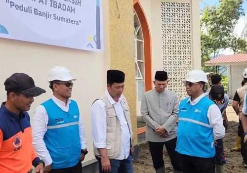 Direksi dan Relawan PLN Turun Langsung Pastikan Percepatan Pemulihan Fasilitas Umum di Aceh