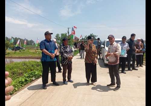 Bupati Kendal Tinjau Pembangunan Jalan Desa Sendang Sikucing, 350 KK Tak Lagi Terisolir