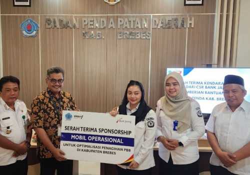 Perkuat Sinergi, Bank Jateng Bantu Mobil Operasional Pemda Brebes