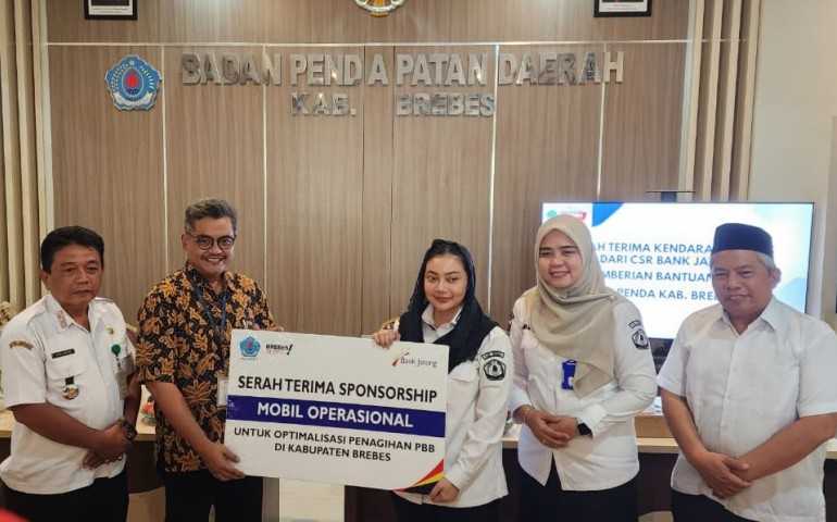 Perkuat Sinergi, Bank Jateng Bantu Mobil Operasional Pemda Brebes