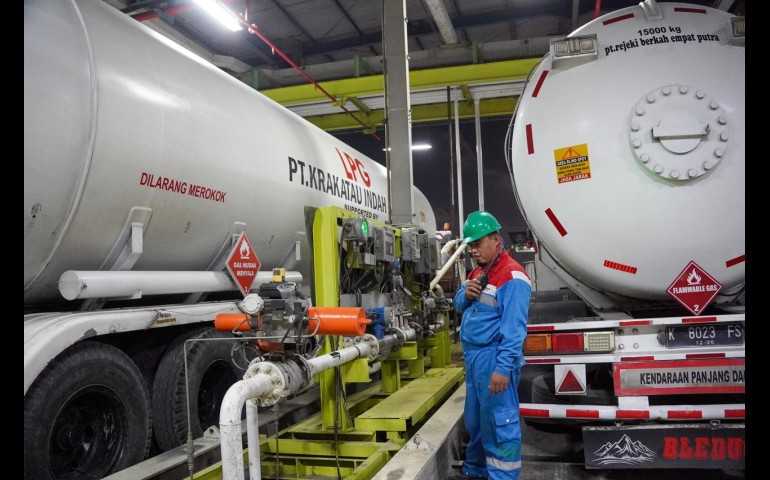 Pertamina Patra Niaga Pastikan Pasokan BBM dan LPG Aman di Wilayah Terdampak Banjir
