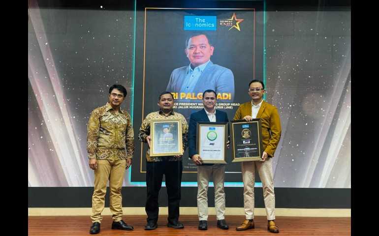 JNE Borong Tiga Penghargaan di Marketing & Halal Summit 2026