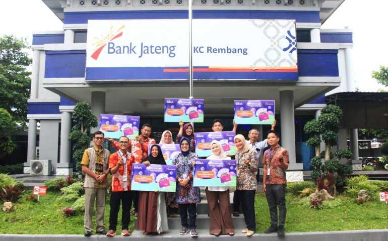 Apresiasi Loyalitas, Bank Jateng Rembang Bagi-Bagi Hadiah