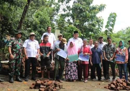 Bank Jateng Salurkan Bantuan RTLH bagi Korban Bencana