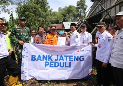 Peduli Bencana, Bank Jateng Beri Bantuan CSR di Bumijawa