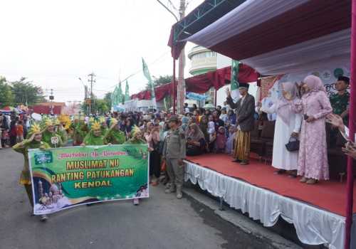Bupati Dyah Kartika Lepas Kirab Budaya Dugderan di Masjid Agung Kendal