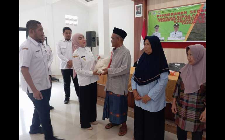 Bupati Dyah Turun Tangan Bantu Korban Banjir Kendal, Salurkan CPP untuk 41.015 Jiwa