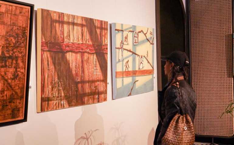 ARTOTEL Yogyakarta Hadirkan Pameran Kontemporer Reflektif Karya MR Aditya