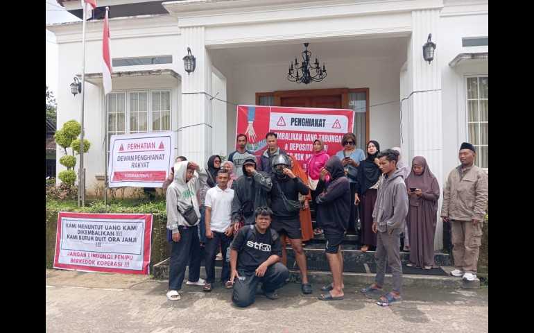 Puluhan Nasabah Tuntut Rp30 Miliar, Oknum DPRD Kendal Tak Berkabar
