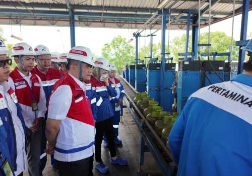 Sidak Ke Karanganyar, Gubernur Jateng Ahmad Luthfi Himbau Masyarakat Gunakan LPG secara Bijak