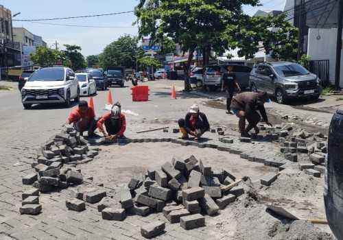 Wali Kota Semarang Perintahkan Perbaikan Rutin dan Betonisasi Jalan Citarum