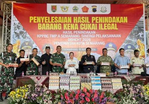 Bea Cukai dan Satpol PP Semarang Musnahkan Rokok Ilegal Rp11,4 Miliar di Balai Kota