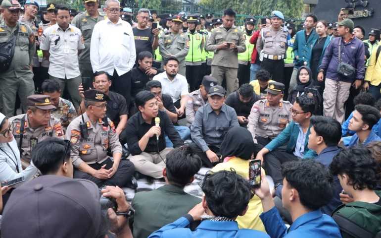 DPRD Jateng Terima Aksi BEM, Siap Sampaikan Aspirasi ke Pemerintah Pusat