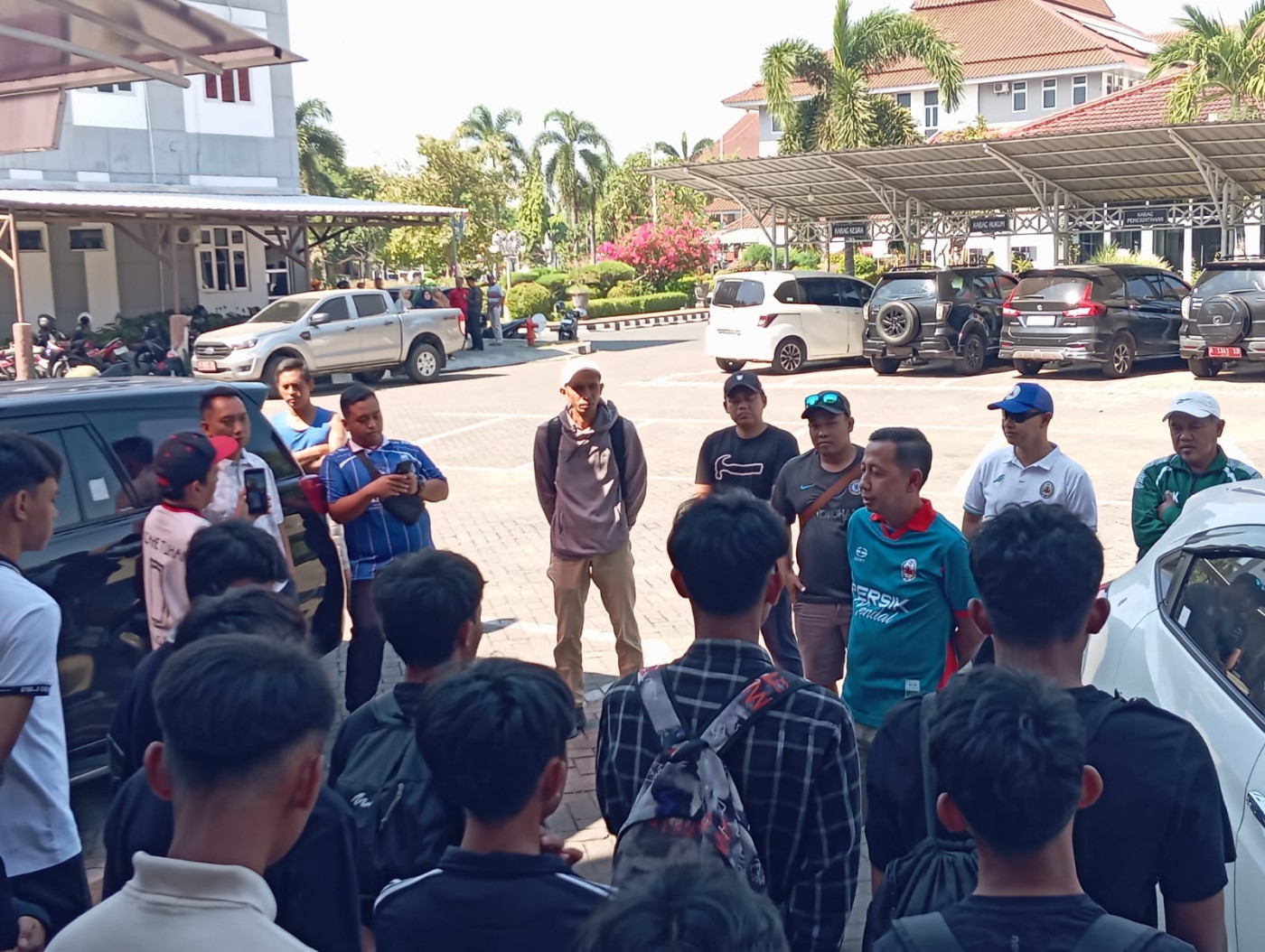Gambar tambahan berita