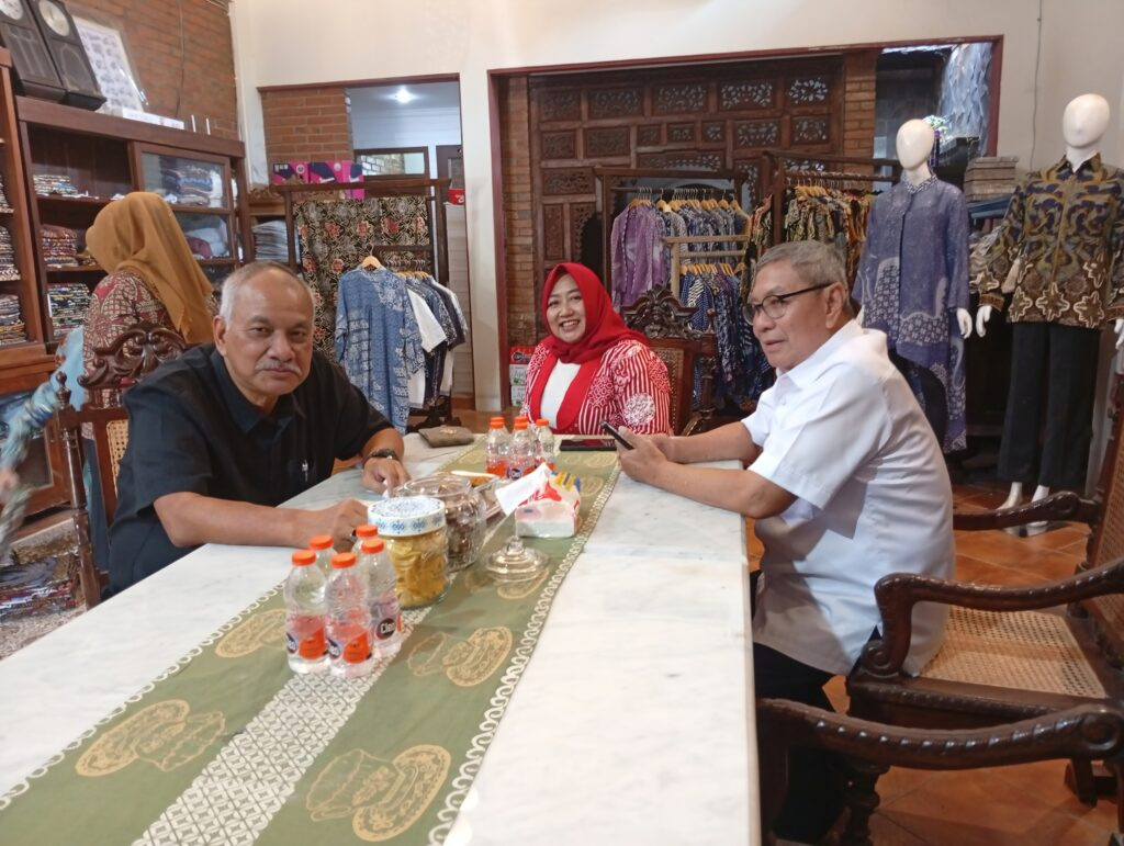 Gambar tambahan berita
